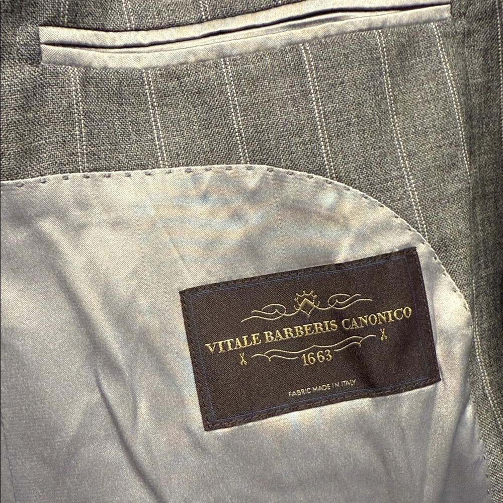 SuiStudio Charcoal Pinstripe Blazer size 8 - Picture 6 of 7